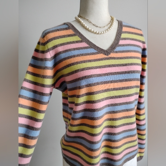 Talbots Vintage Cashmere V-Neck Sweater Candy Colorful Stripe Classic Size. Med - Picture 5 of 13